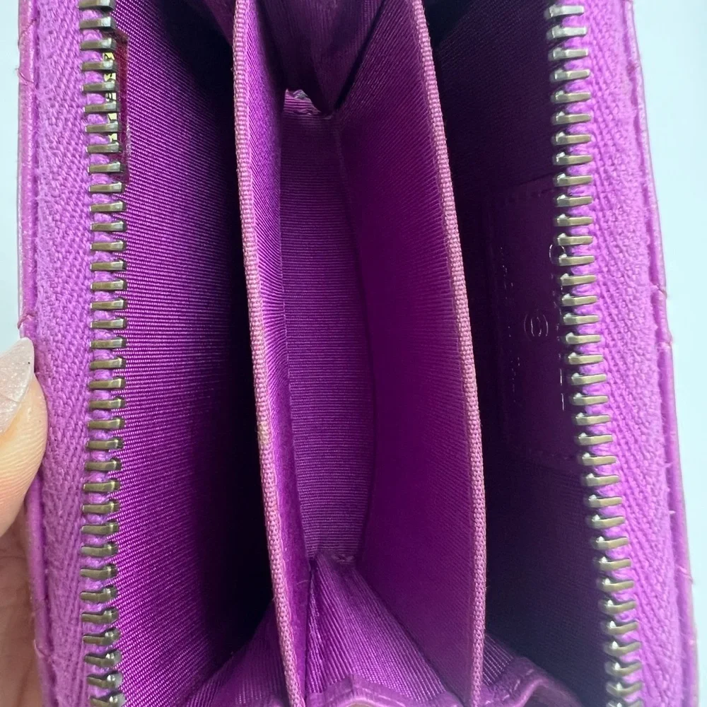 Chanel Fuchsia Zippy Wallet - Picture 5 of 10